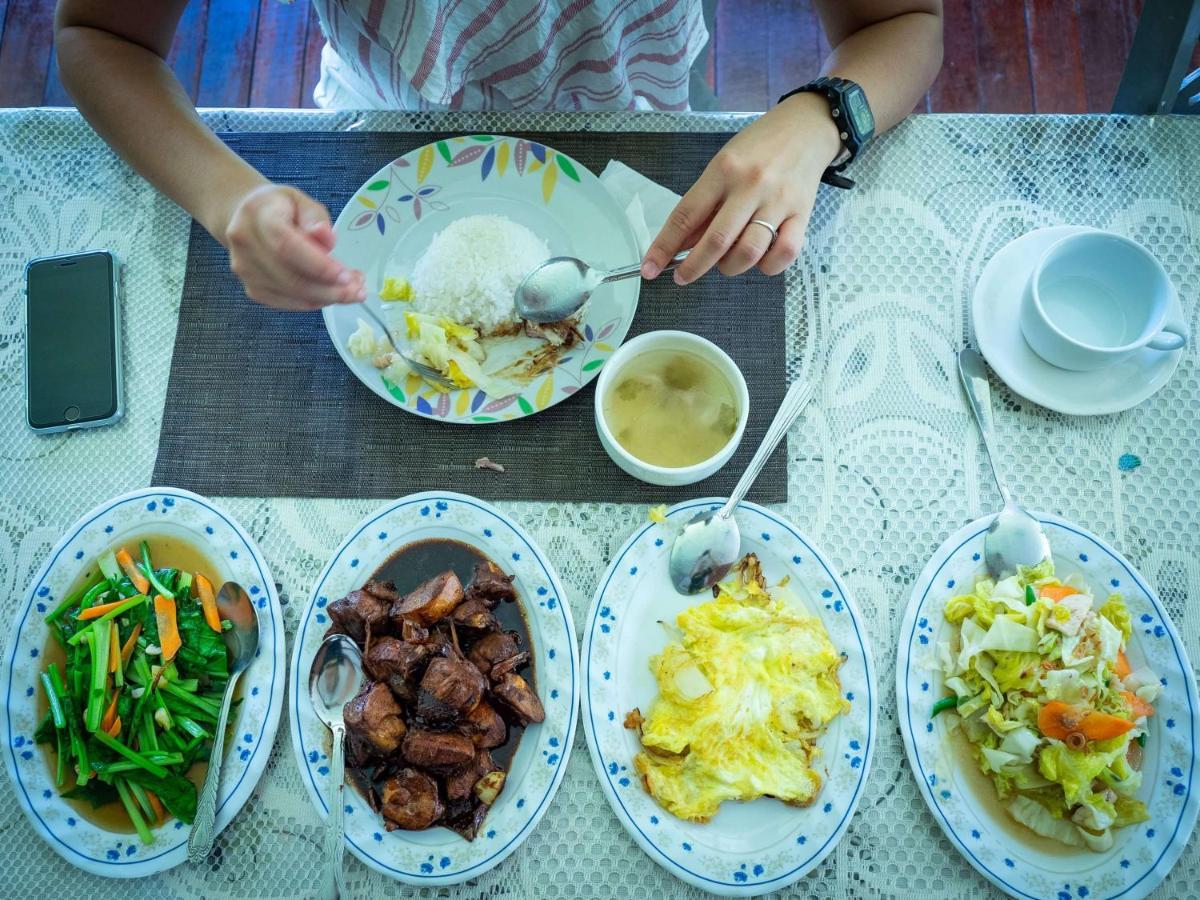 Benarat Lodge Mulu Ngoại thất bức ảnh