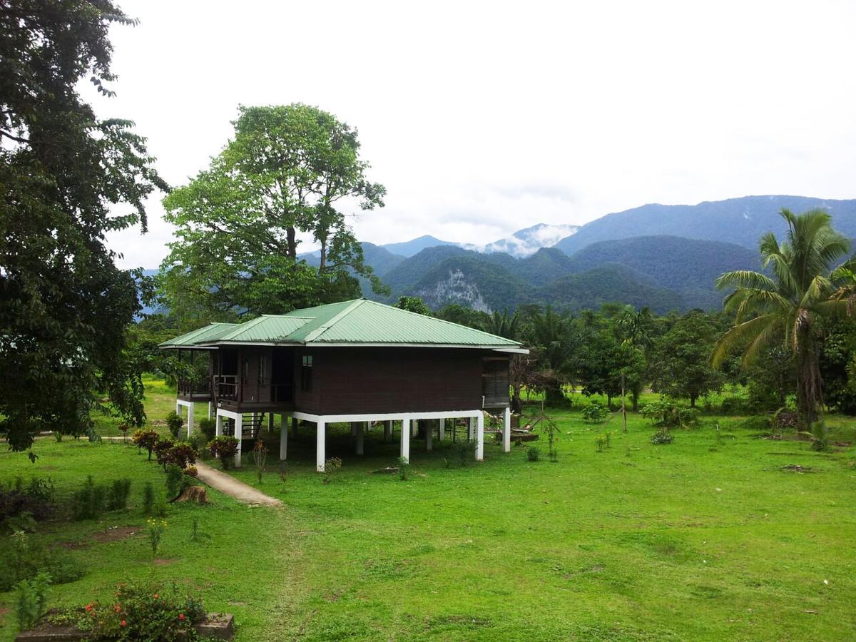 Benarat Lodge Mulu Ngoại thất bức ảnh