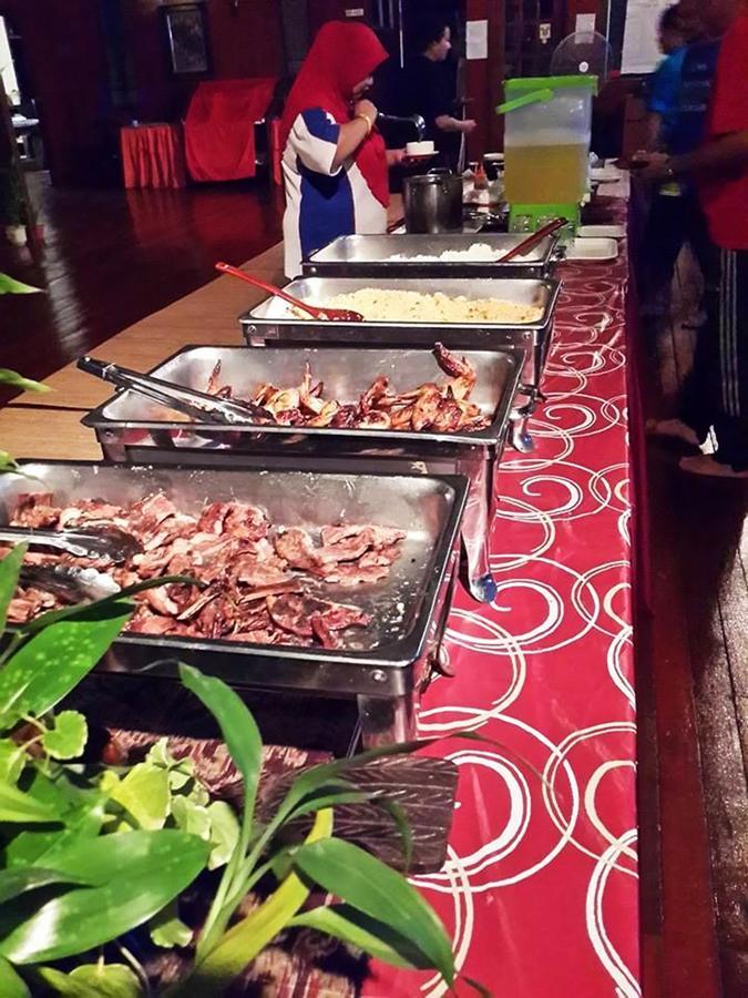 Benarat Lodge Mulu Ngoại thất bức ảnh