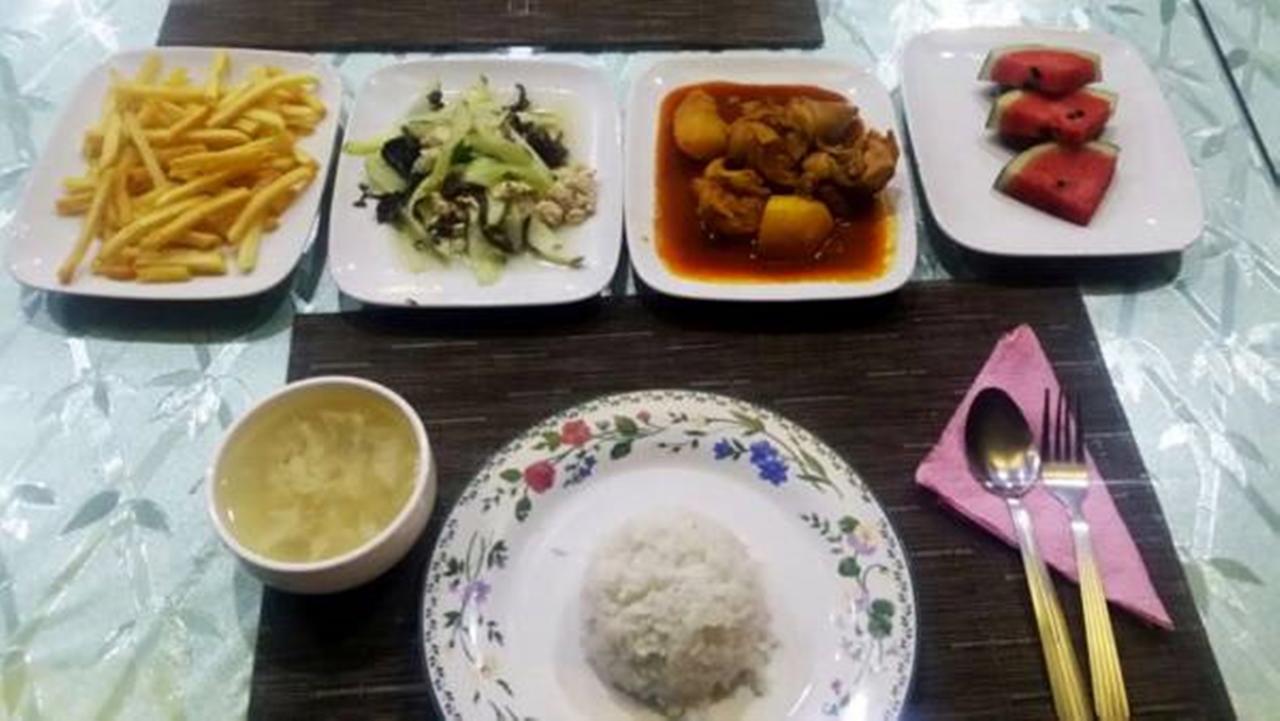 Benarat Lodge Mulu Ngoại thất bức ảnh